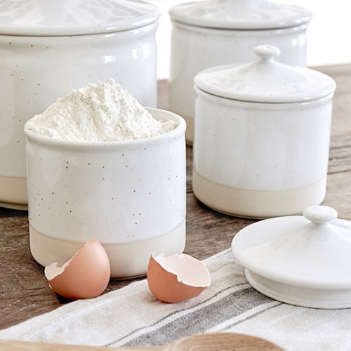 Fattoria Medium canister, D15 x H17cm, White